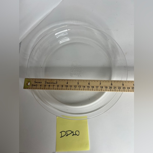Pyrex Clear Glass Pie Dish Plate 9 inch Oven Microwave Safe Baking - Picture 1 of 3